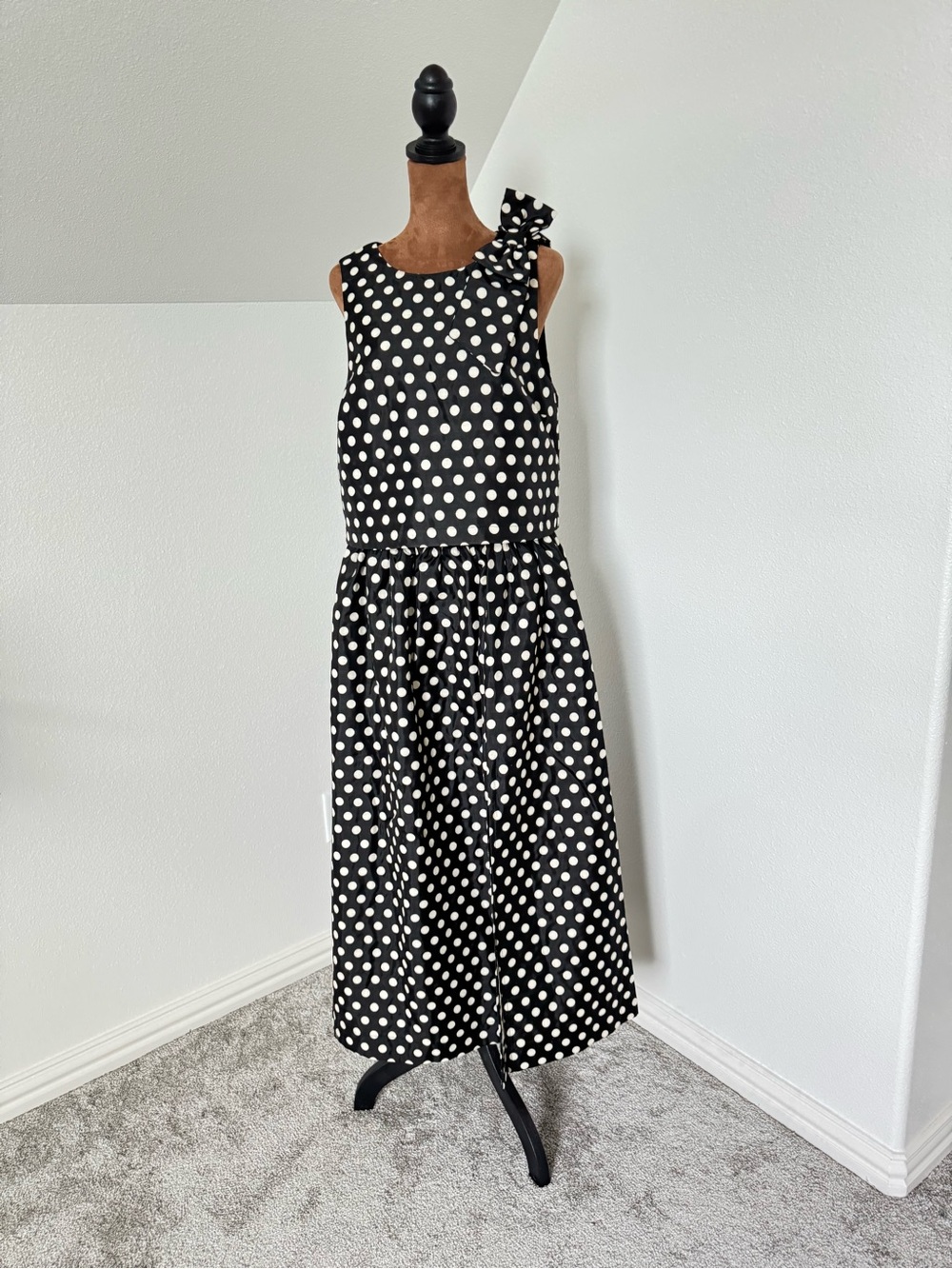 Polka Dot One-Shoulder Top with Shoulder Bow and Skirt